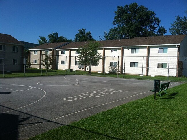 Foto del edificio - 2500 Federal Ave