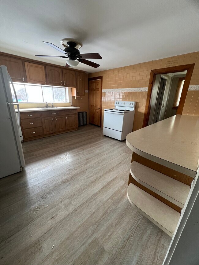 Foto del edificio - 903 Centre St