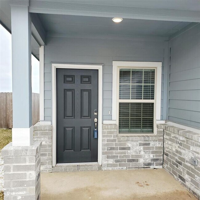 Building Photo - 12618 Alta Vista
