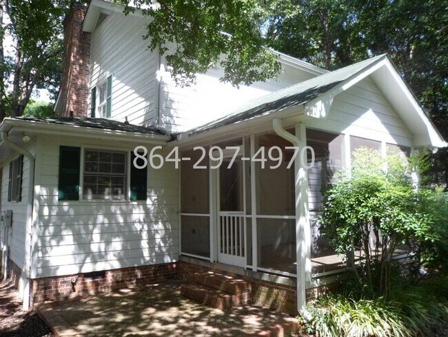 Foto del edificio - 14 Bateswood Dr