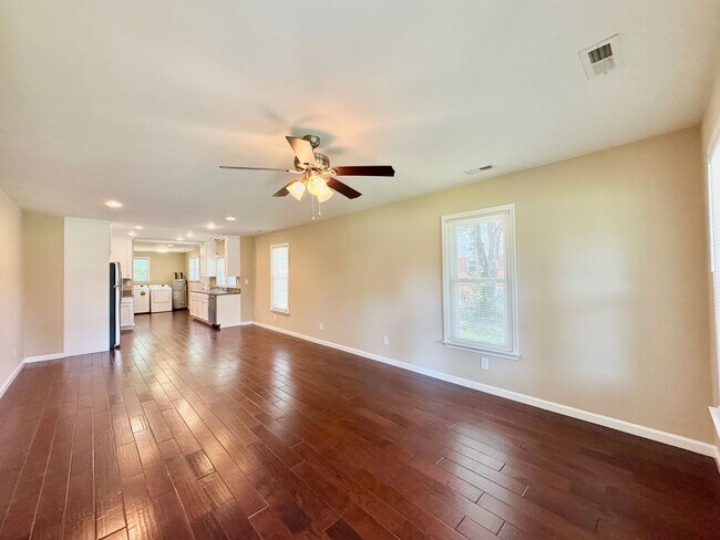 Foto del edificio - The Home You’ve Been Searching For!