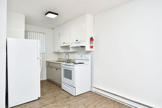 Foto del edificio - 1 Bedroom 1 Bath ~ Off Whitehorse Rd.