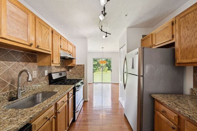 Foto del edificio - 2647 Longbow Ct