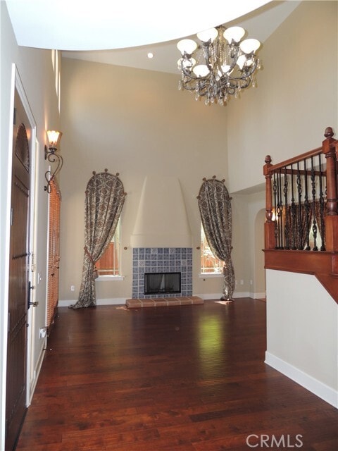 Building Photo - 687 Ramona Ave