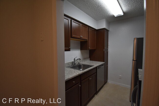 Foto del edificio - 2 br, 1 bath House - 285 Wymore Rd #107