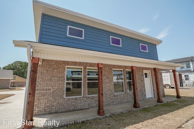 Foto del edificio - 2 br, 2 bath House - 572 N Honey Locust Bend