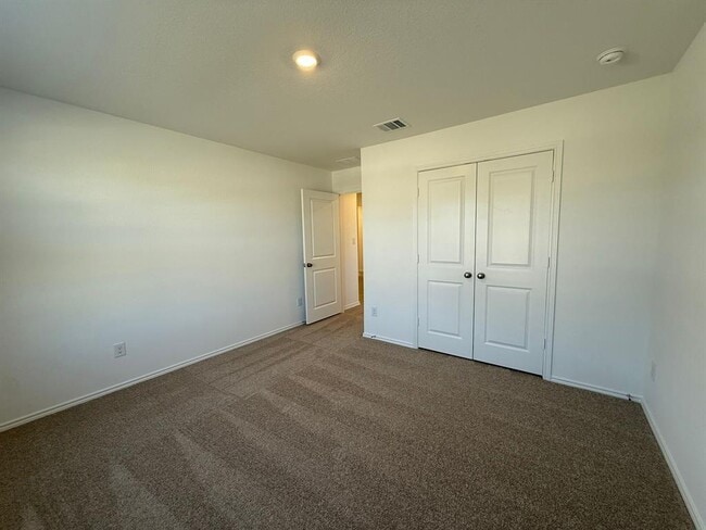 Building Photo - 263 Magalia Ln