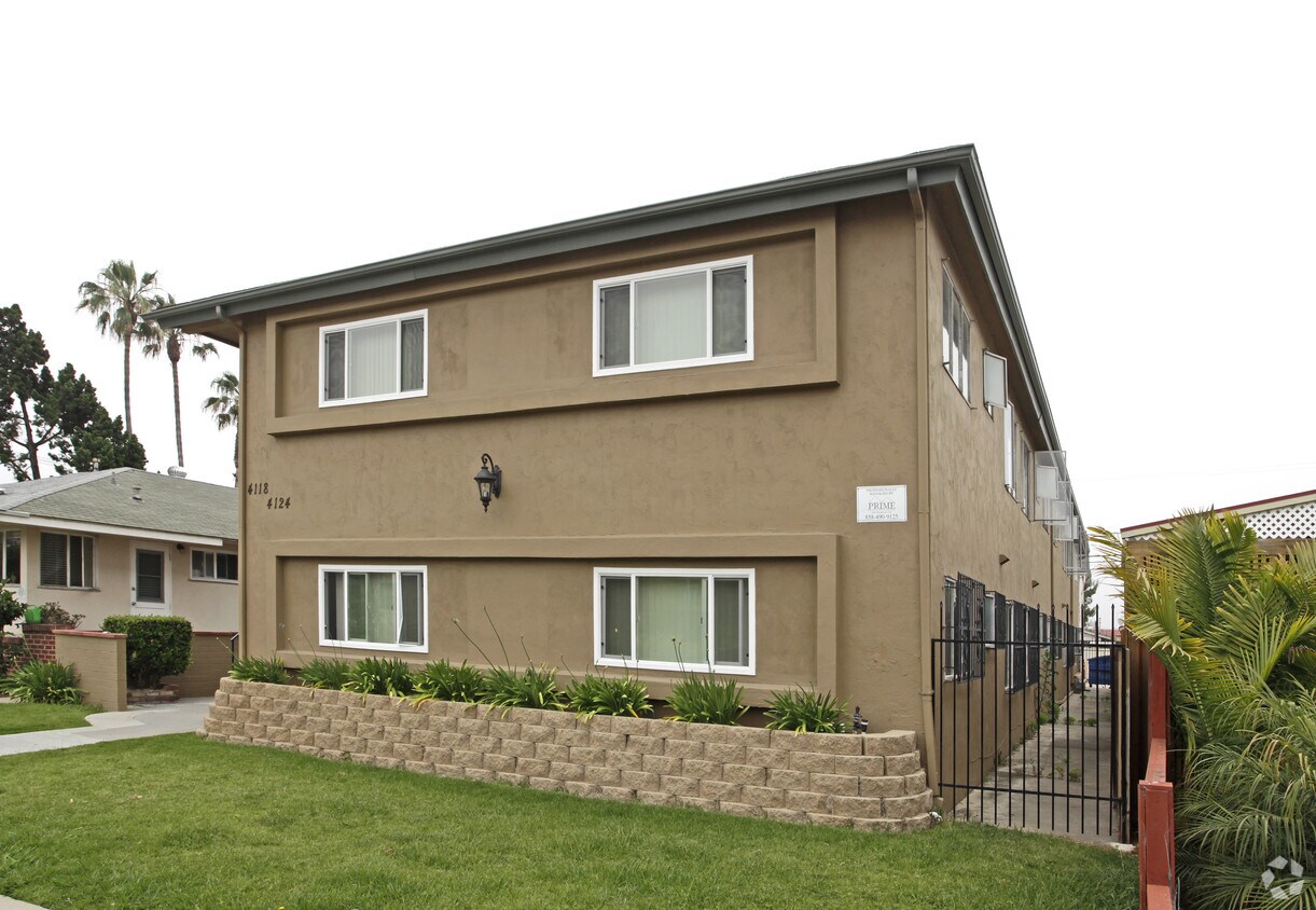 Building Photo - 4118-4124 1/2 Arizona St