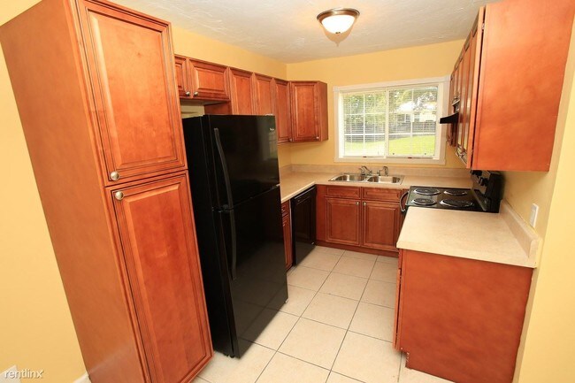 Building Photo - 3 br, 2 bath House - 939 SW 34th Street