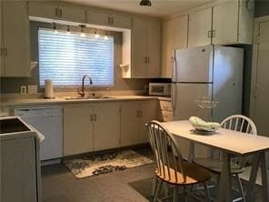 Foto del edificio - FREE MAY RENT + Great Location- Close to H...
