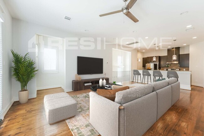 Foto del edificio - 2210 Radcliffe St