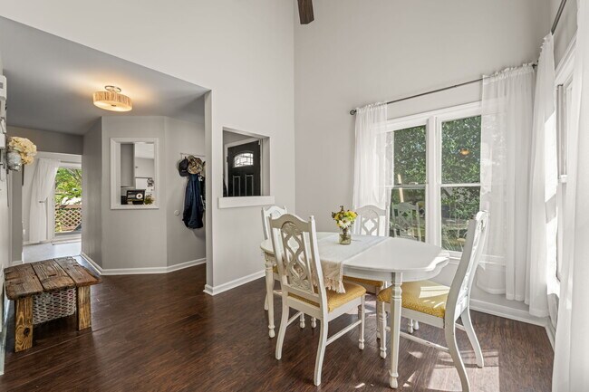 Foto del edificio - 5 Hickorywood Sq