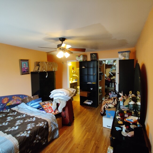 714 Tullamore Ct Unit 2D, Schaumburg, IL 60193 Condo for Rent in