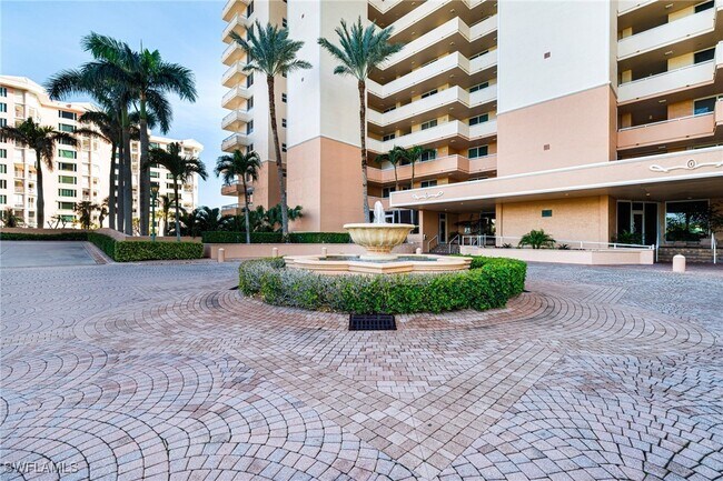 Building Photo - 990 Cape Marco Dr