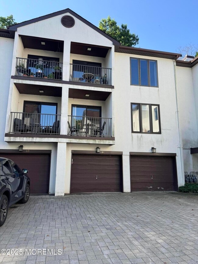 Building Photo - 60 Tower Hill Dr