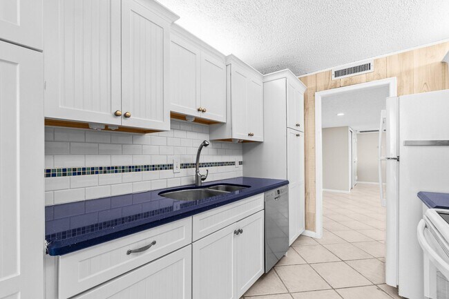 Foto del edificio - 4200 N Ocean Dr