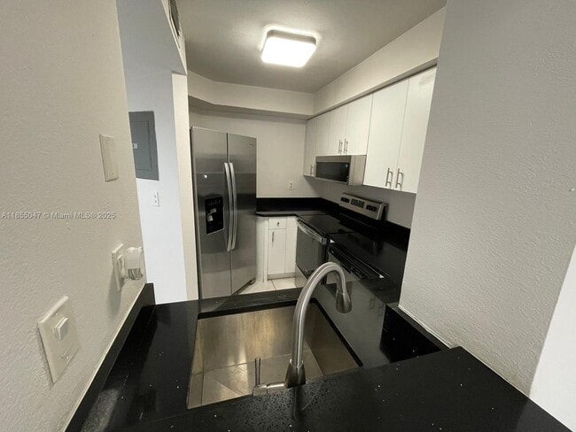 Building Photo - 8275 SW 152nd Ave
