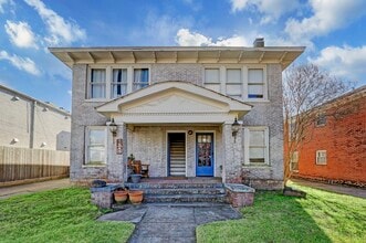 Building Photo - 1649 W Main St