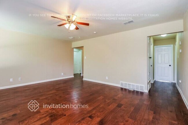 Foto del edificio - 7533 Clover Ln
