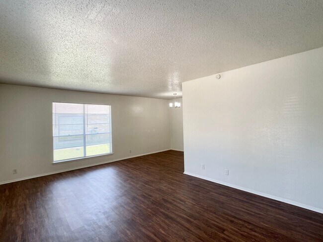 Foto del edificio - Upgraded 2/1 in South Austin