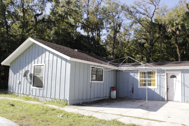 Photo - 24301 E Colonial Dr House