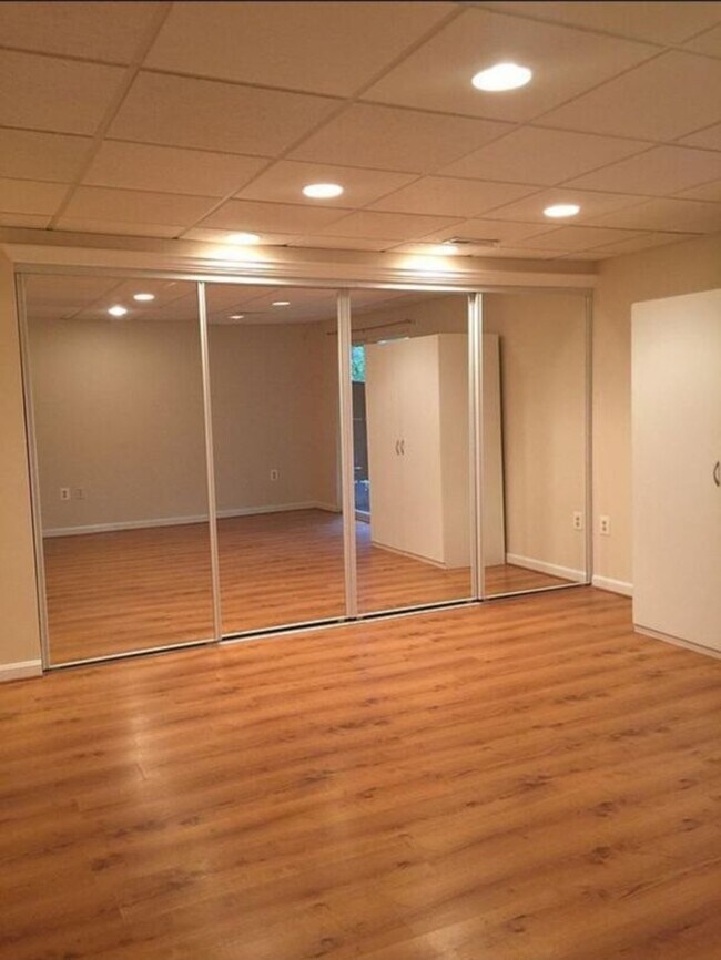 Foto del edificio - 14504 Woodgate Manor Cir