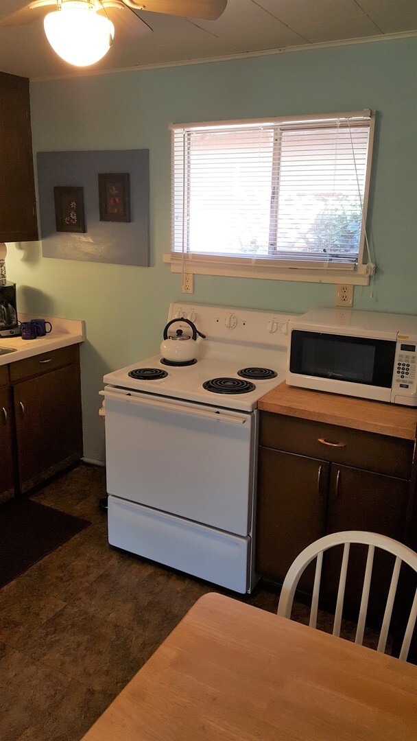 Foto del edificio - ROSE TREE INN - UPTOWN SEDONA- FURNISHED  ...