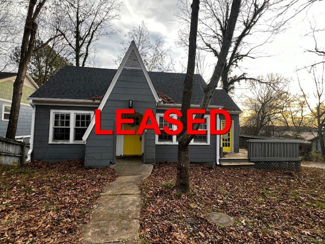 Primary Photo - 129 Boles St