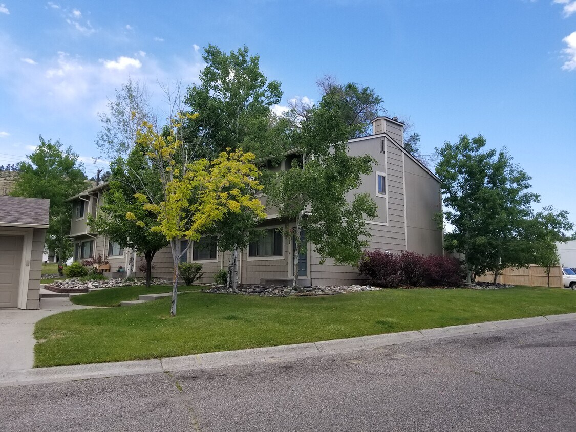 3335 Racquet Dr, Billings, MT 59102 Townhome Rentals in Billings MT