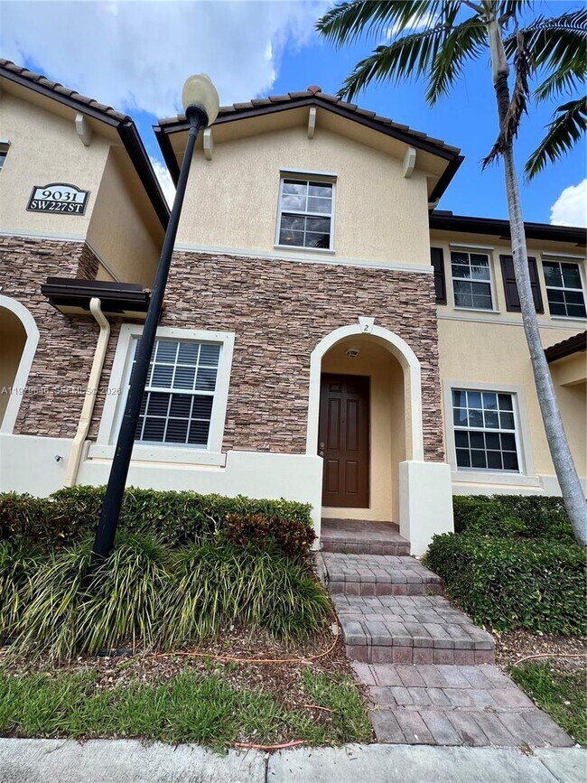 Foto del edificio - 9031 SW 227th St