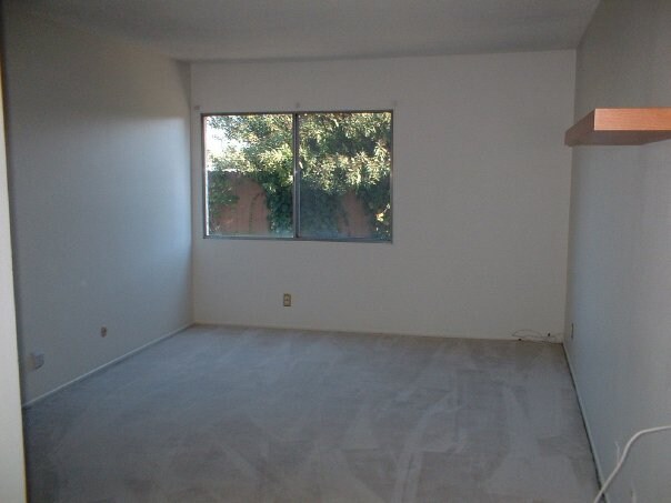 Building Photo - 6000 Canterbury Dr