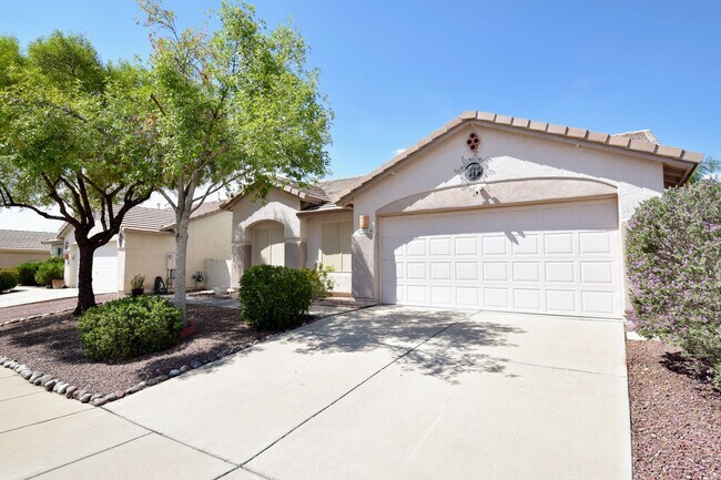 Foto del edificio - Bright & Open SE Tucson 3 Bed 2 Bath with ...