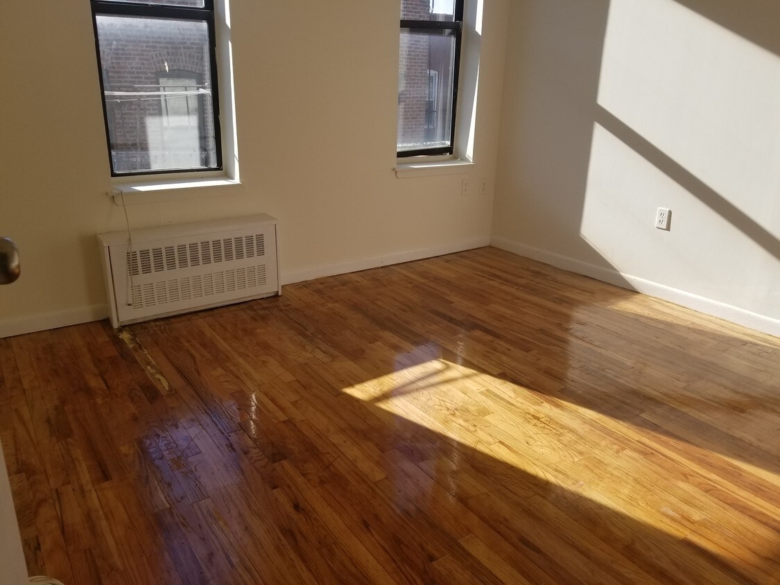 1548 St Johns Pl, Brooklyn, NY 11213 Apartments in Brooklyn, NY