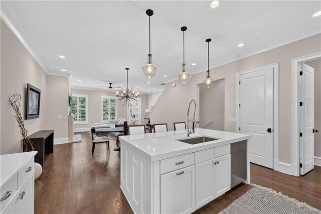 Foto del edificio - 308 Stonemont Dr NW