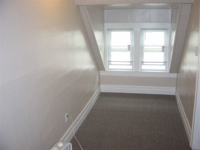 Building Photo - 248 Auburn Ave