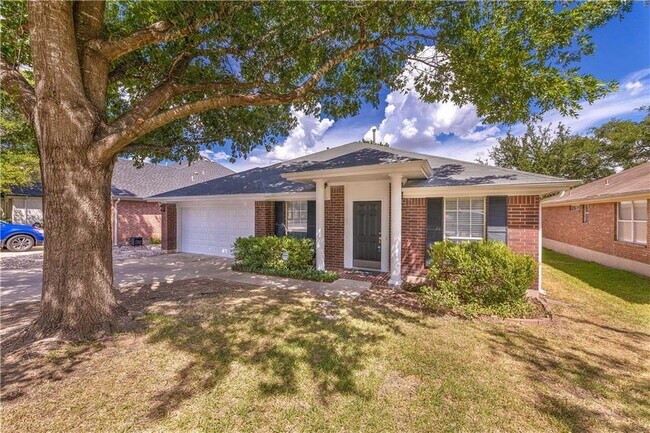 Foto del edificio - 8309 Edgemoor Pl
