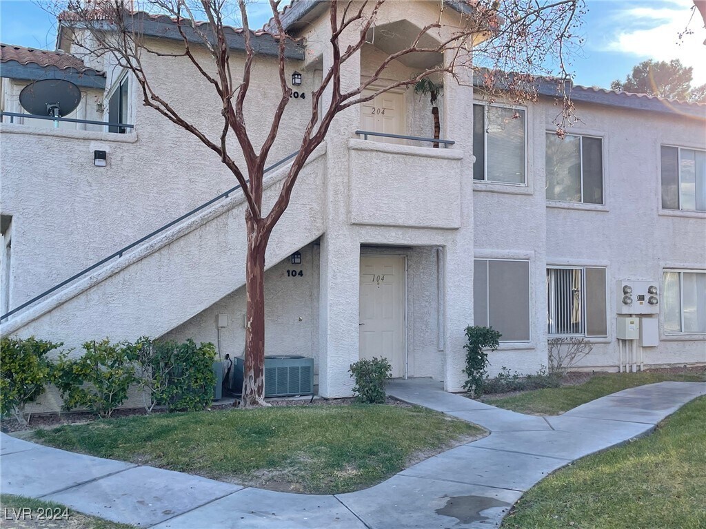 Primary Photo - 3065 Casey Dr