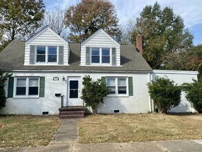 Building Photo - 7709 Castleton Pl