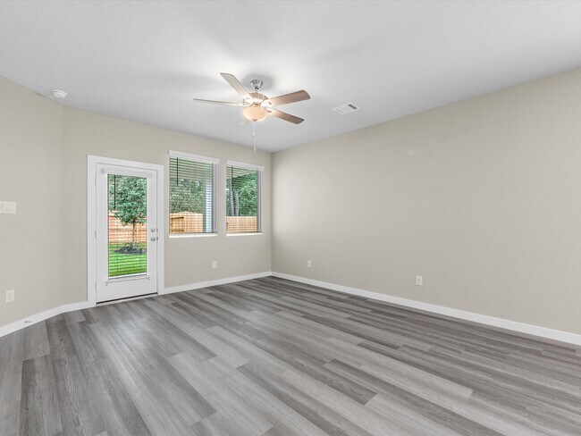 Building Photo - 1749 Succotash Oak Ct