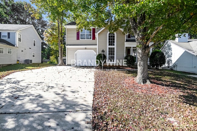Building Photo - NEW Lower Rental Rate Leasing Special: Mar...