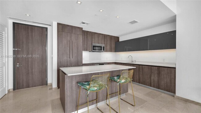 Foto del edificio - 88 SW 7th St