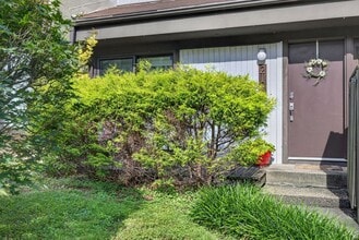 Building Photo - 2190 Cartwright Pl