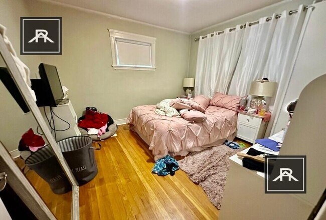 Building Photo - 3 bedroom in Brighton MA 02135