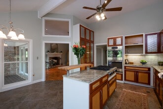 Building Photo - 222 Frazier Ln