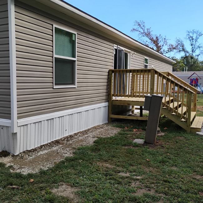 Building Photo - 98 Deerwood Park