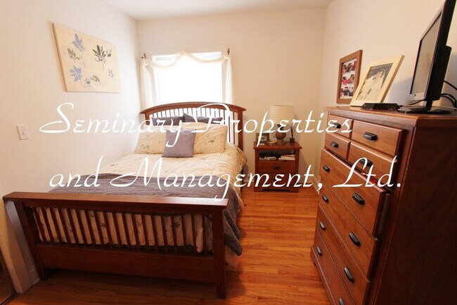 Foto del edificio - 3418 N Bosworth Ave
