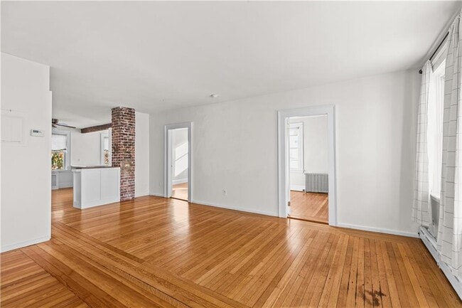 Foto del edificio - 24 Atlantic St