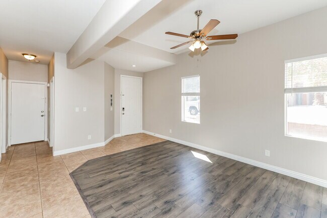 Foto del edificio - 7067 Salt Marsh Ct