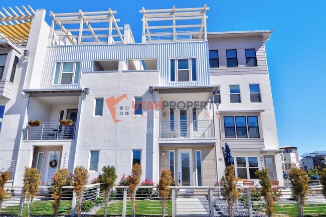 Foto del edificio - 11219 Clear Blue Dr