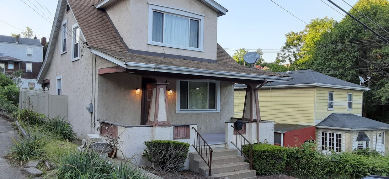 304 Mayfield Ave, Pittsburgh, PA 15214 House for Rent in Pittsburgh